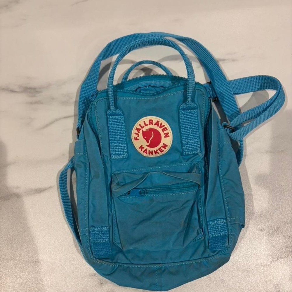 Fjällräven Kanken blue mini backpack